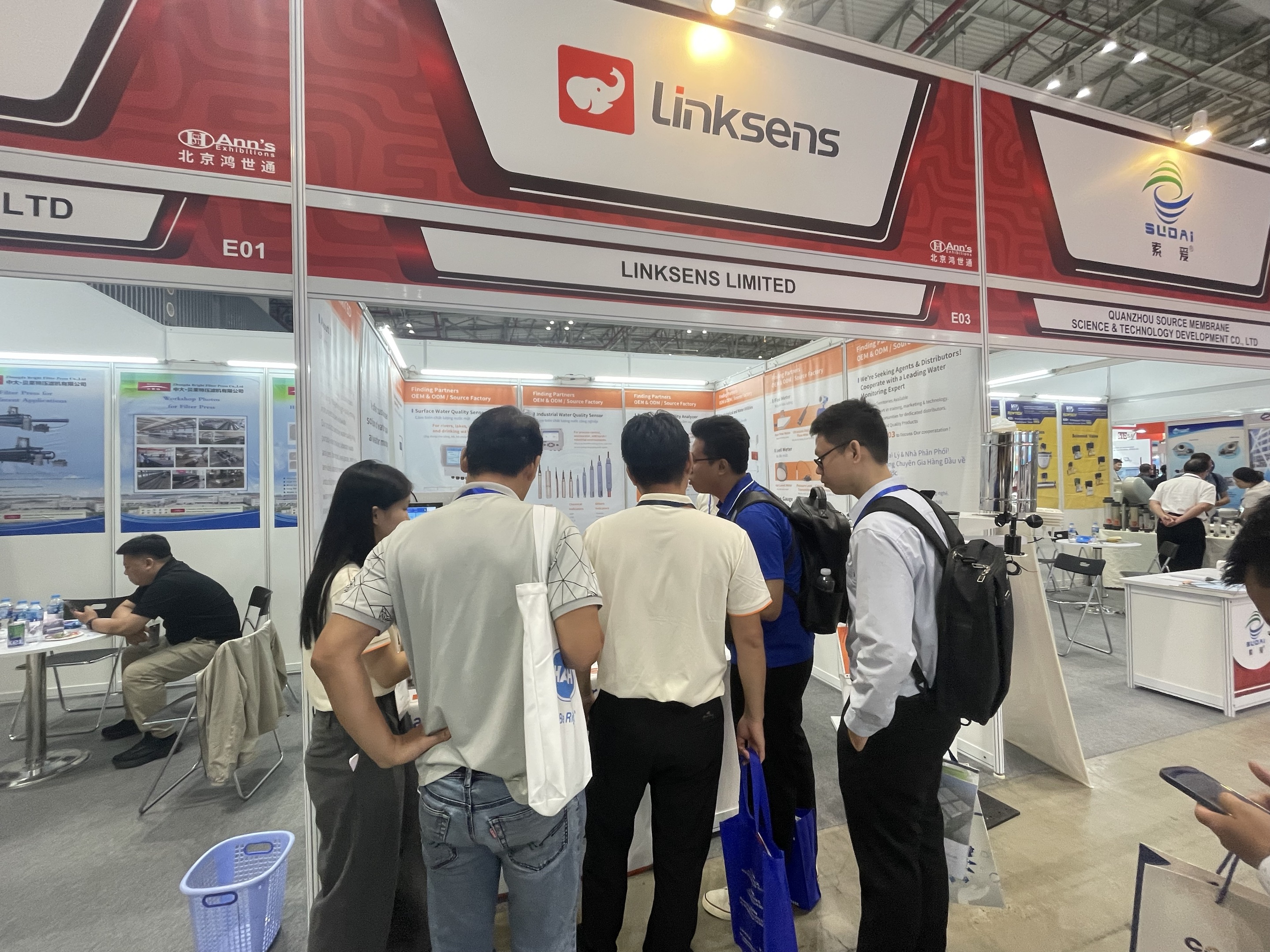 951901e7-c808-44c2-aaab-ed9cdf38872e